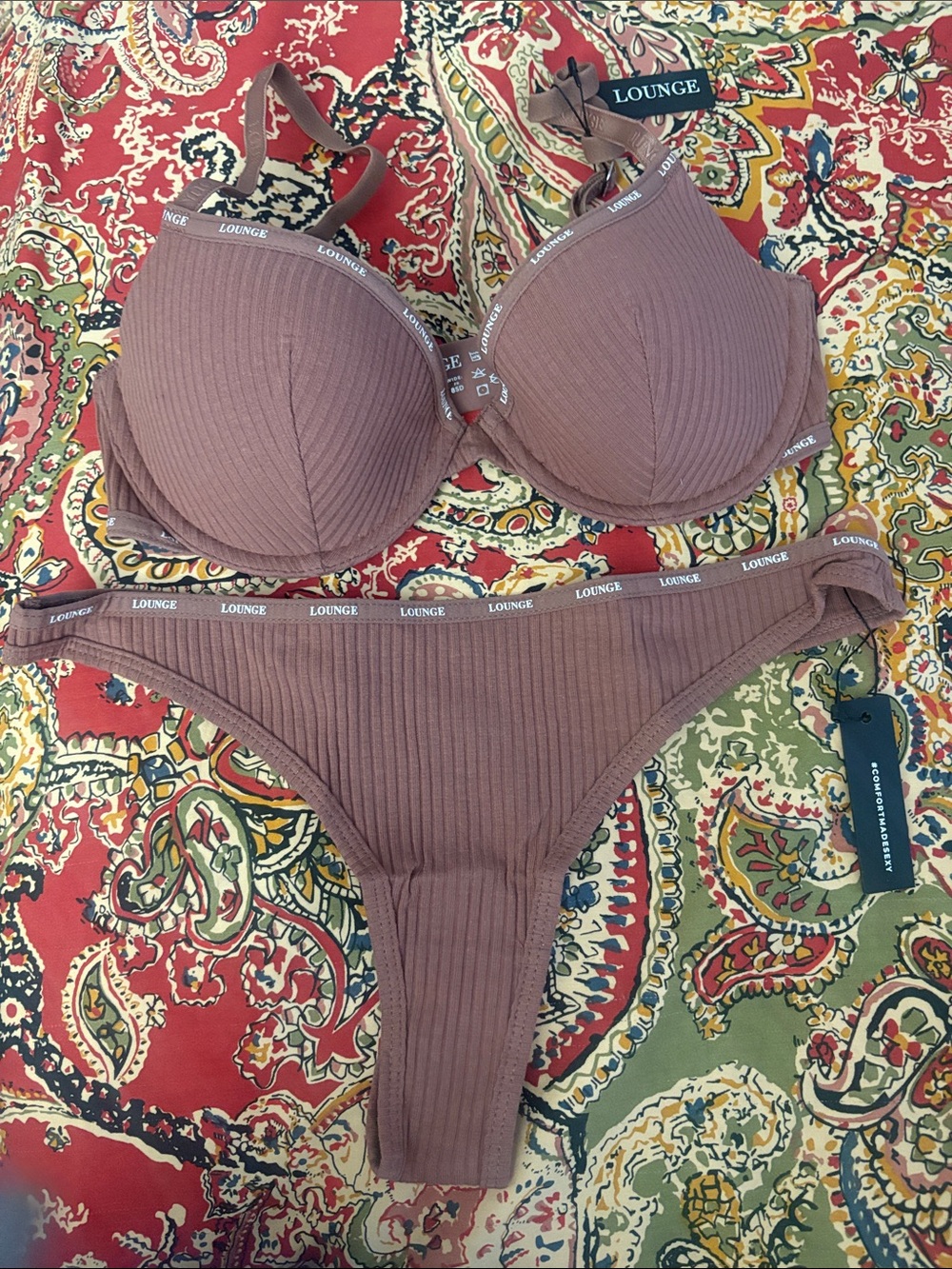 Ribbed Underwire Bra and thong Mocha color
